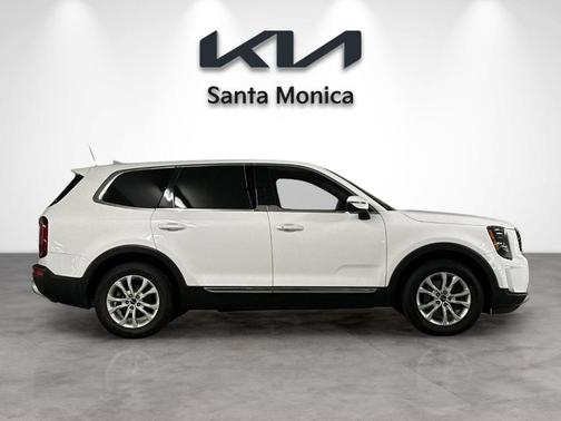 2022 Kia Telluride LX