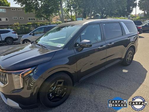 2025 Kia Carnival LXS