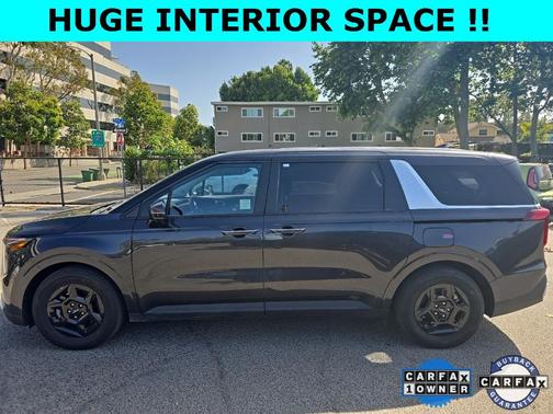 2025 Kia Carnival LXS