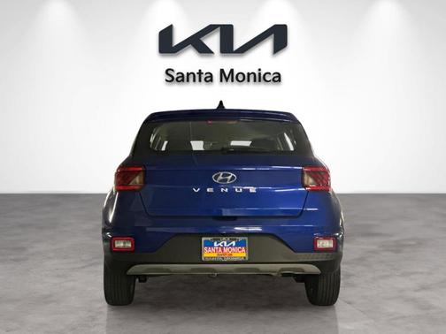 2022 Hyundai VENUE SE