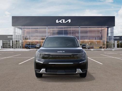 2026 Kia EV9 Light Short Range