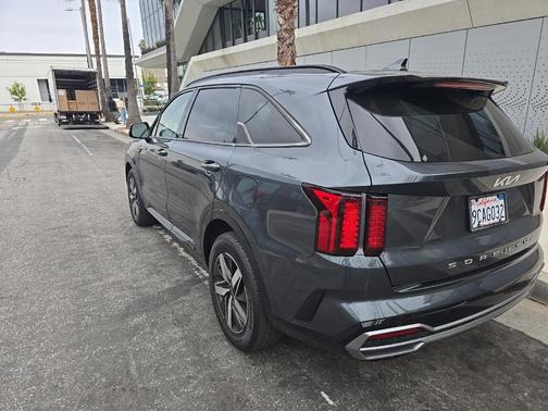 2022 Kia Sorento S