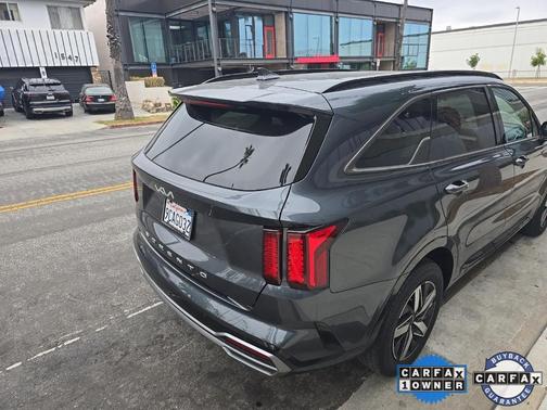 2022 Kia Sorento S