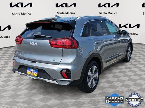 2022 Kia Niro LX