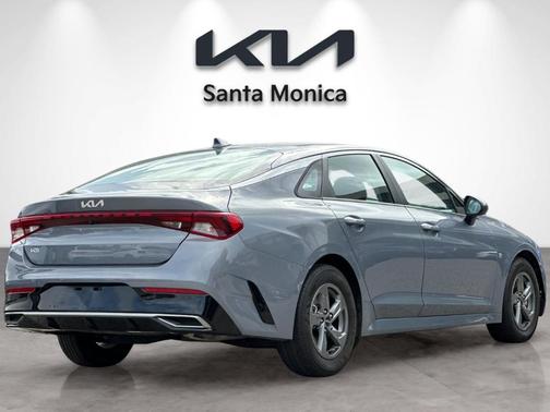 Everlasting Silver 2023 Kia K5 LXS