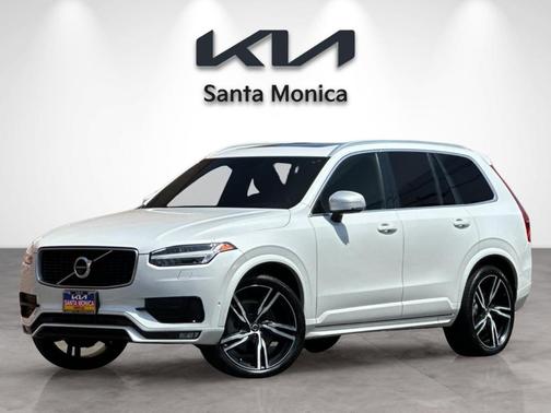 Crystal White Pearl 2019 Volvo XC90 T6 R-Design