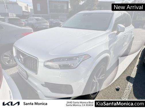 Crystal White Pearl 2019 Volvo XC90 T6 R-Design