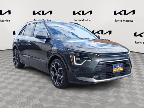 2023 Kia Niro Plug-In Hybrid SX Touring