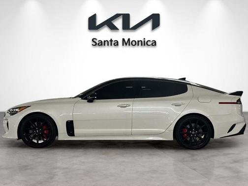 2022 Kia Stinger GT2