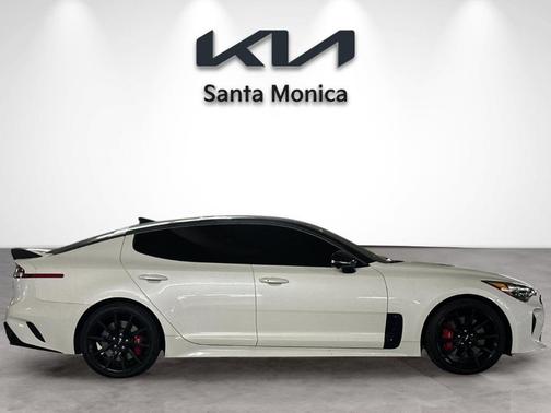 2022 Kia Stinger GT2