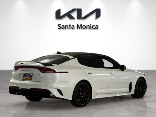 2022 Kia Stinger GT2