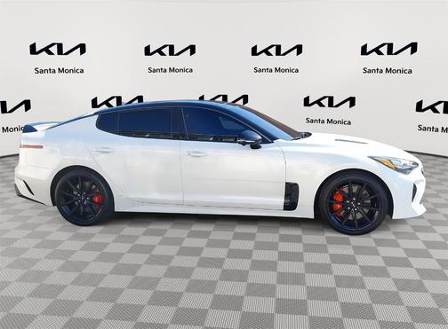 2022 Kia Stinger GT2