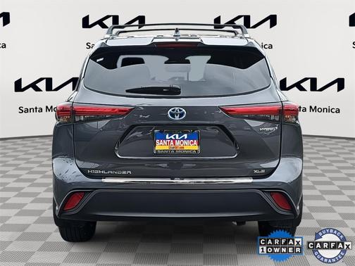 2023 Toyota Highlander Hybrid XLE