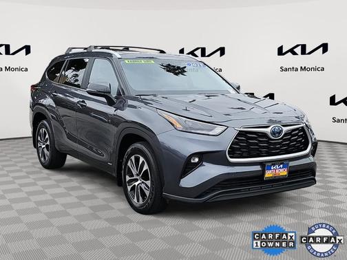 2023 Toyota Highlander Hybrid XLE