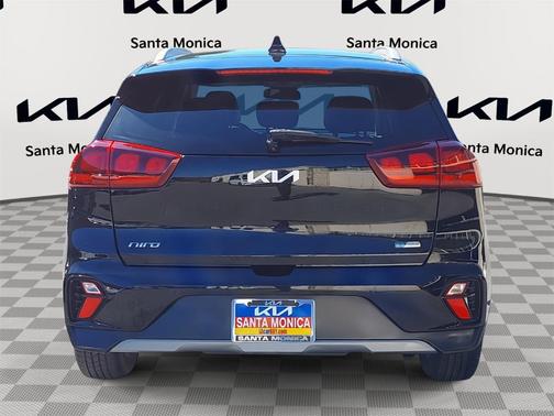 2022 Kia Niro LXS
