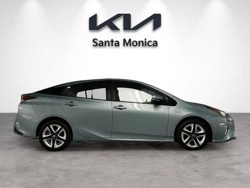 2017 Toyota Prius Four