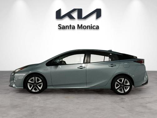 2017 Toyota Prius Four