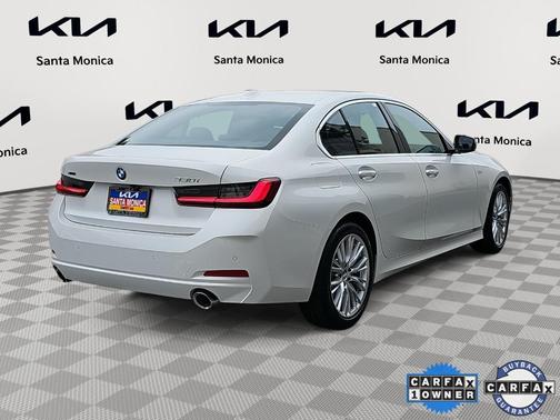 2024 BMW 330 i xDrive