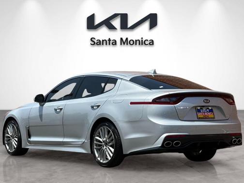 Silky Silver 2018 Kia Stinger Base