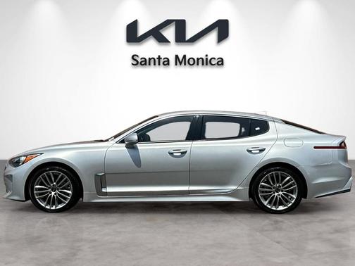 Silky Silver 2018 Kia Stinger Base
