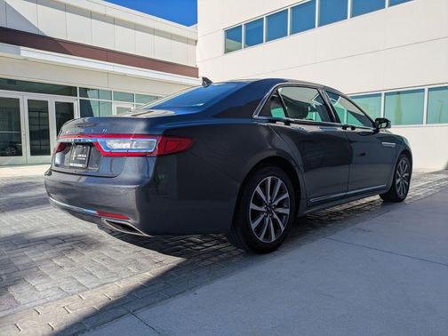 2020 Lincoln Continental Standard