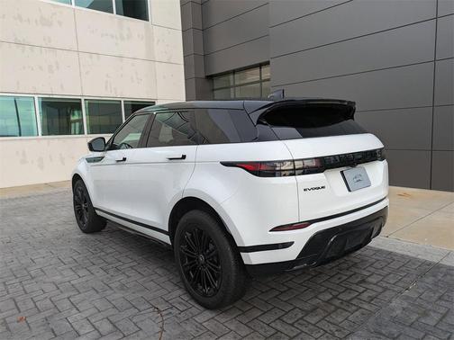 2026 Land Rover Range Rover Evoque Dynamic SE