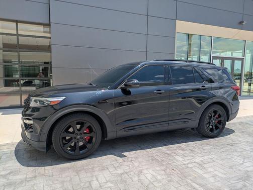 Agate Black Metallic 2020 Ford Explorer ST