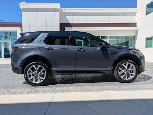 2026 Land Rover Discovery Sport Landmark