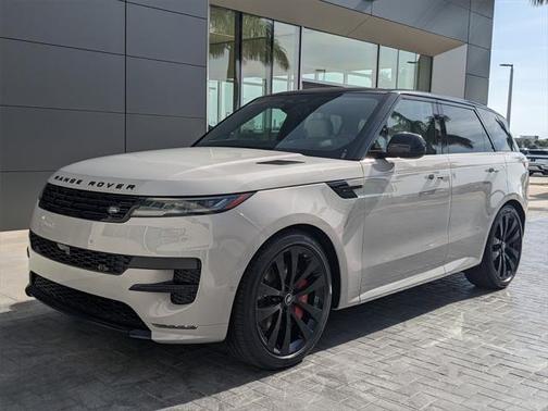 2025 Land Rover Range Rover Sport SE