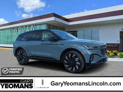 Whisper Blue Metallic Clearcoat 2026 Lincoln Nautilus Reserve