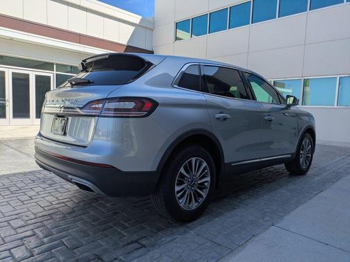 2021 Lincoln Nautilus Standard