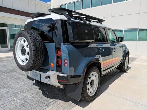 2025 Land Rover Defender 110 P300
