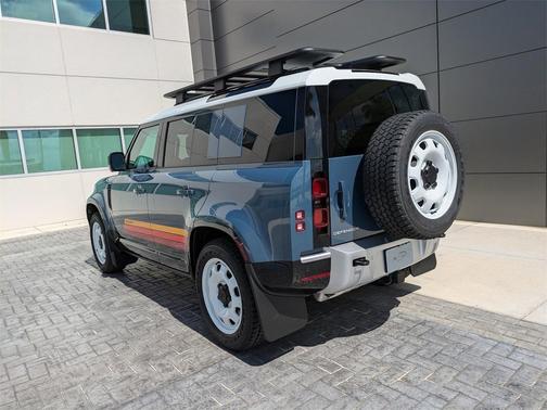 2025 Land Rover Defender 110 P300
