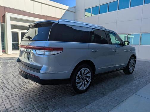 2022 Lincoln Navigator Reserve