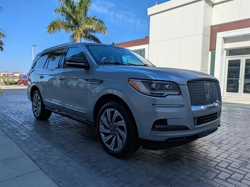 2022 Lincoln Navigator Reserve
