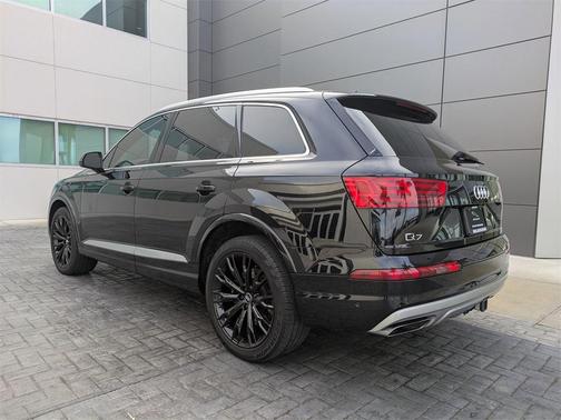 2019 Audi Q7 55 Prestige