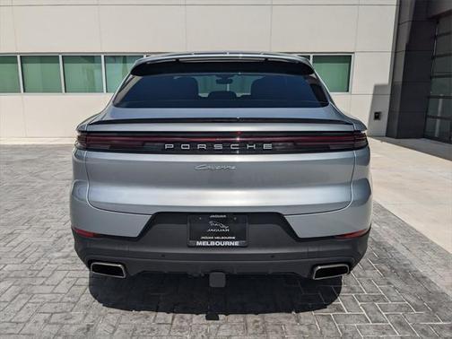 2024 Porsche Cayenne Base