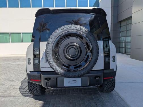 Gray 2026 Land Rover Defender P400 X-Dynamic SE