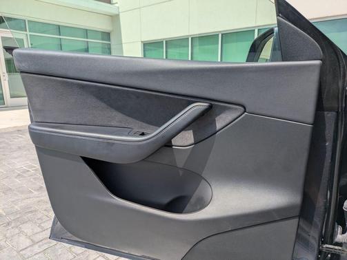Silver Metallic 2021 Tesla Model Y Long Range Dual Motor All-Wheel Drive
