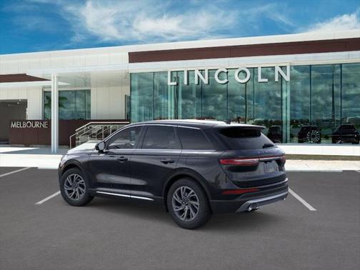 2025 Lincoln Corsair Premiere