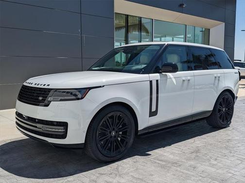2025 Land Rover Range Rover P400 SE