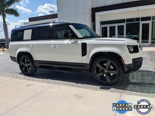 2025 Land Rover Defender 130 P400 X-Dynamic SE