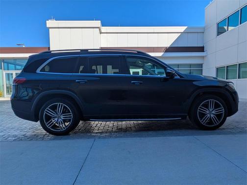 2023 Mercedes-Benz GLS 450 4MATIC