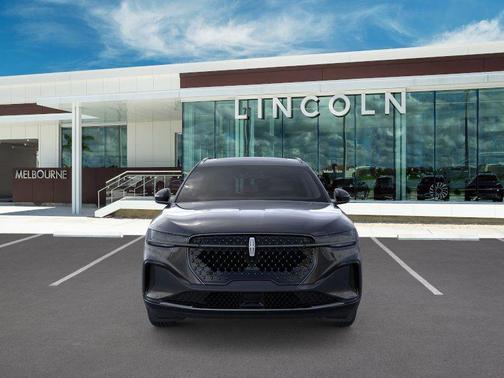 Infinite Black Metallic Clearcoat 2026 Lincoln Nautilus Reserve