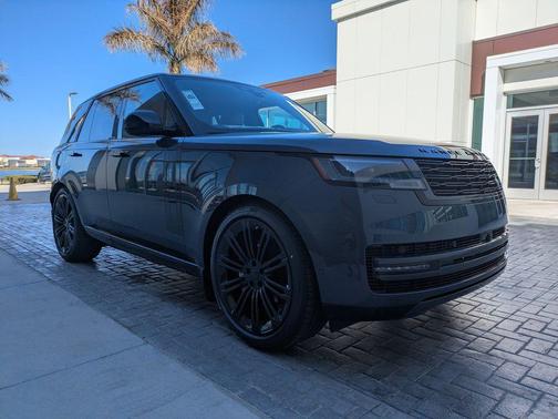 2026 Land Rover Range Rover P400 SE