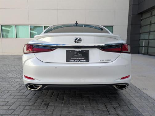 2024 Lexus ES 350 Ultra Luxury