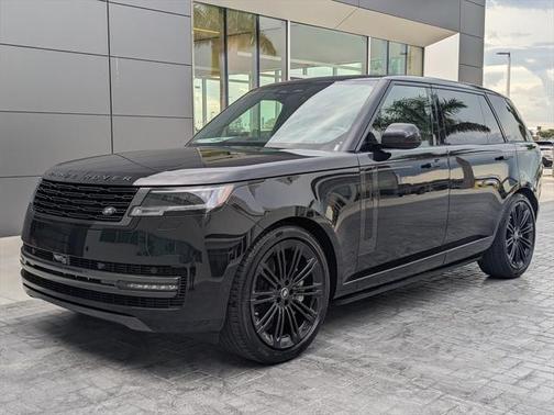 2025 Land Rover Range Rover P530 SE 7 Seat