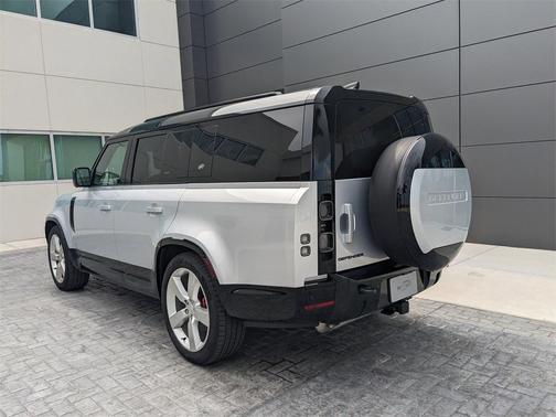 2024 Land Rover Defender 130 P400 X