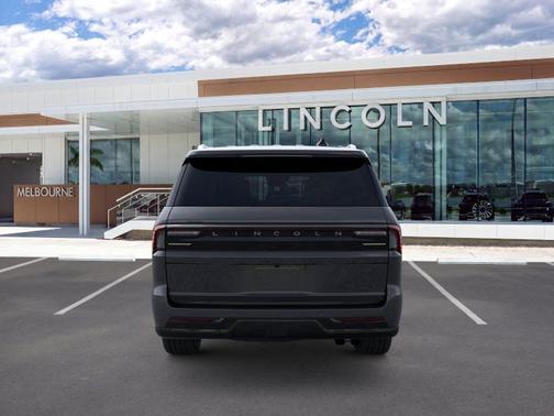 Starlight 2026 Lincoln Navigator Premiere
