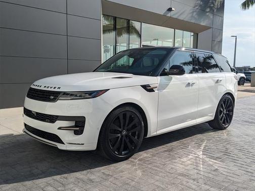 2025 Land Rover Range Rover Sport SE